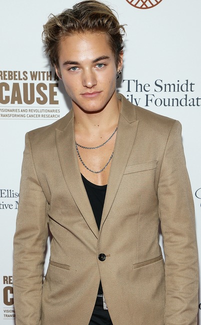 Everything we know about Saved By the Bell - Mitchell Hoog